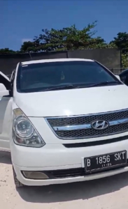 Hyunday H1 in Bali car rental